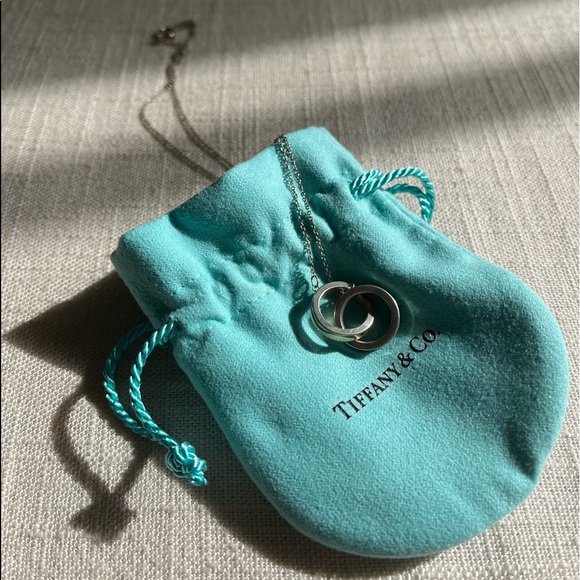 Tiffany interlocking circles necklace
